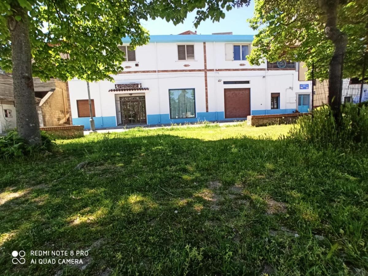 Bed And Breakfast Murales Orgosolo Exterior photo