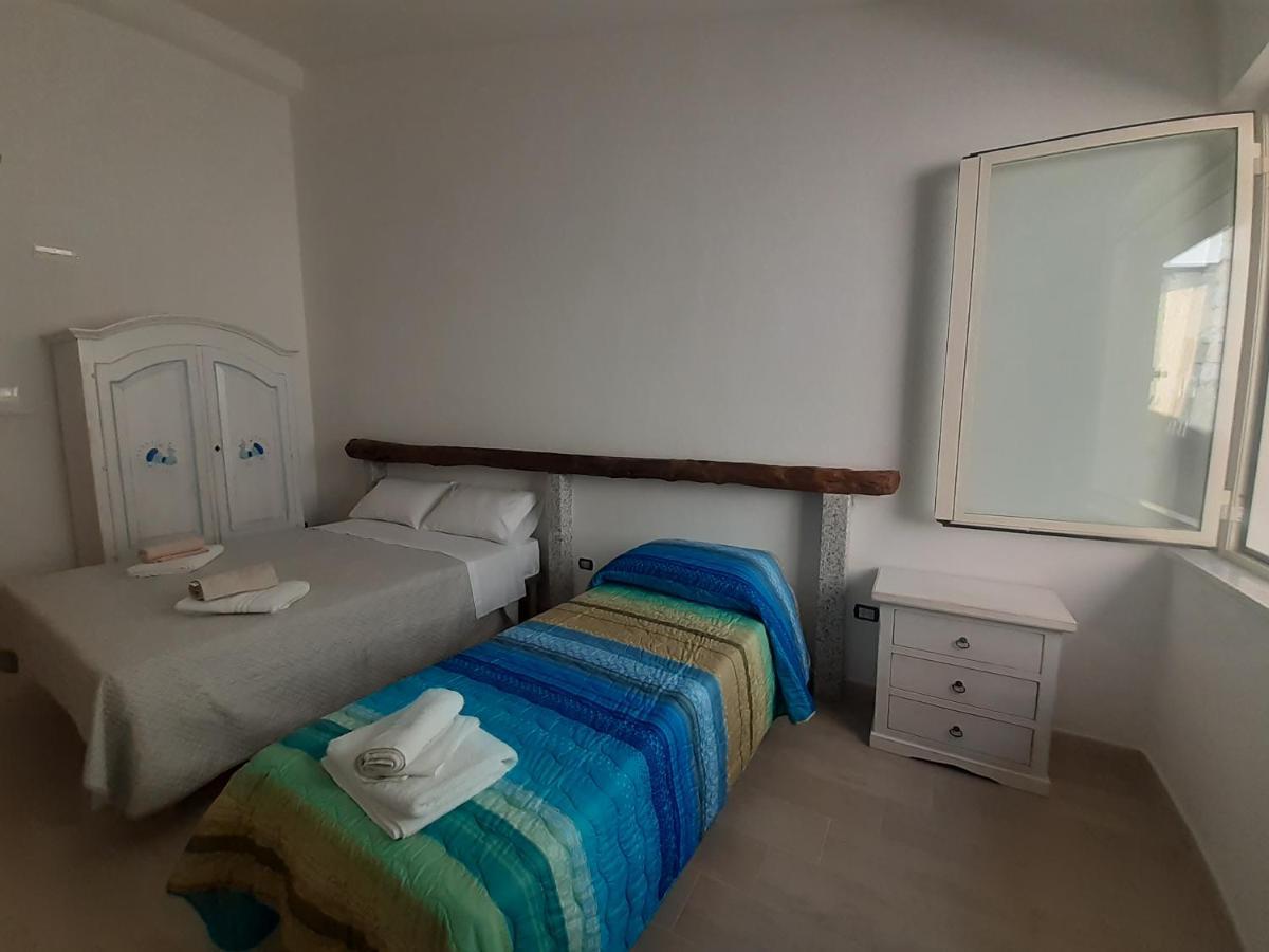 Bed And Breakfast Murales Orgosolo Exterior photo